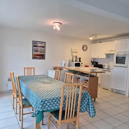 Moderne 6 Pers. Face Avec Parking Et Balcon - Fr-1-482-178 *