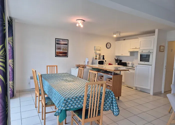 Moderne 6 Pers. Face Avec Parking Et Balcon - Fr-1-482-178 *